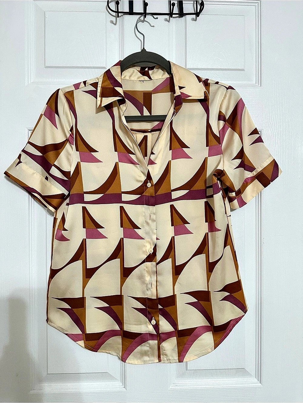 70’s retro satin Button Down Shirt in Cream & purple and 30Brown Like New